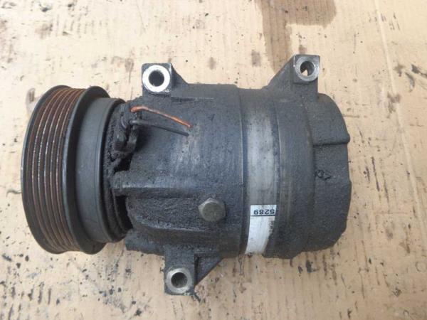 COMPRESSEUR DE CLIMATISATION RENAULT - Vue 1